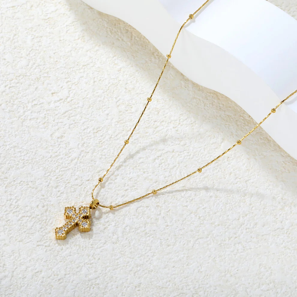 DIAMOND ZICRON CROSS