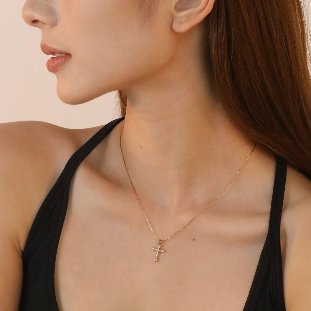 DAINTY ZICRON CROSS